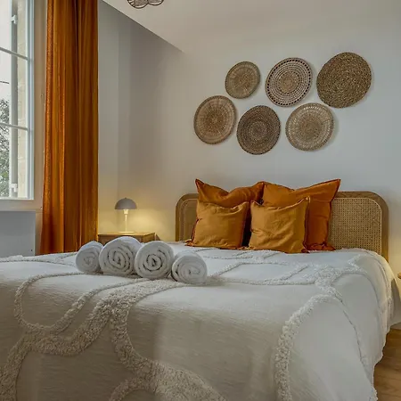 Maison Girondine Cosy Avec Jardin Et Vue Vigne - Proche St-émilion