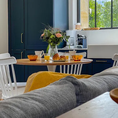 Casa vacanze Maison Girondine Cosy Avec Jardin Et Vue Vigne - Proche St-émilion *